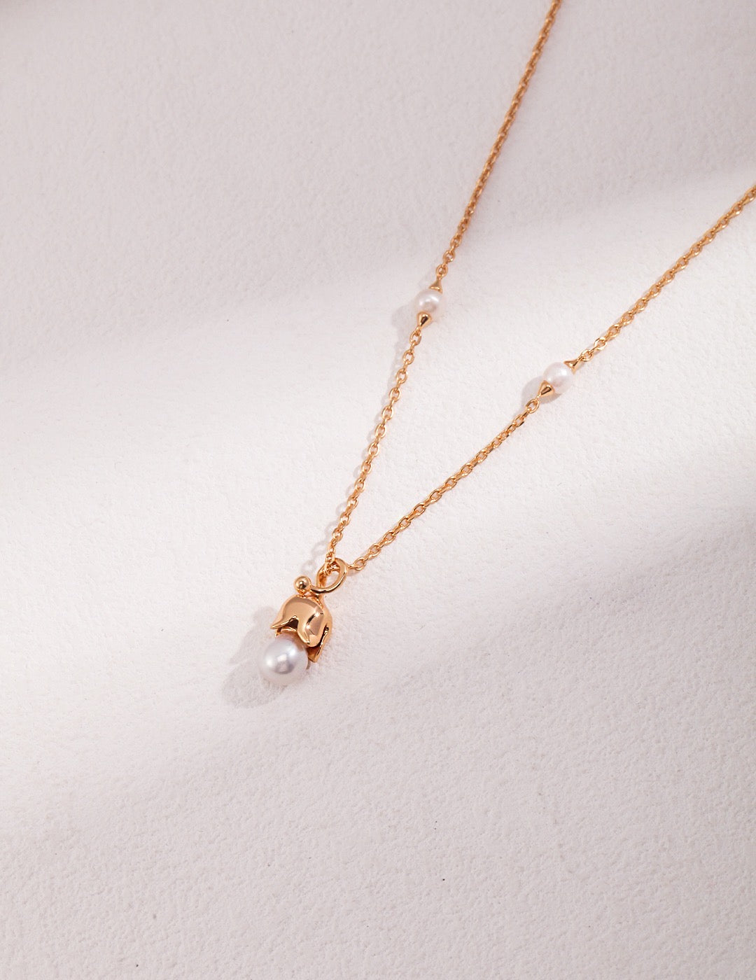 Pearl necklaces-Gold vermeil
